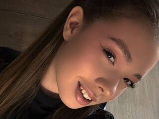 free live chatroom TessaSun