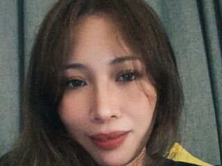 beautiful girl webcam ThylaMax