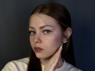 camslut naked ValeriaLudewig