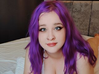 camslut showing tits VanessaHayess