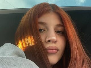 hot webcam slut VelmaraJoy