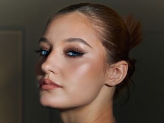 sex cam VerniaGrenon