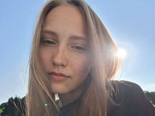 chatroom cam WanitaLoeppky