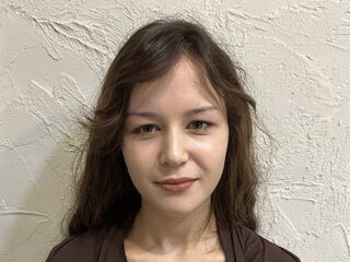 naked camgirl photo YokoLisa