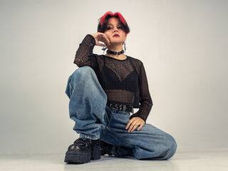 naked webcamgirl picture YuuMiko