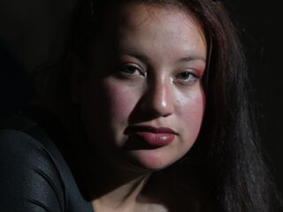 girl chatroom ZaretRivera