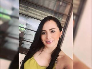 webcamgirl mialaurentt